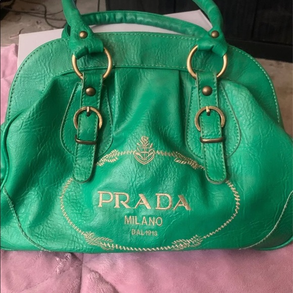 Prada milano text for more pictures - Picture 3 of 6